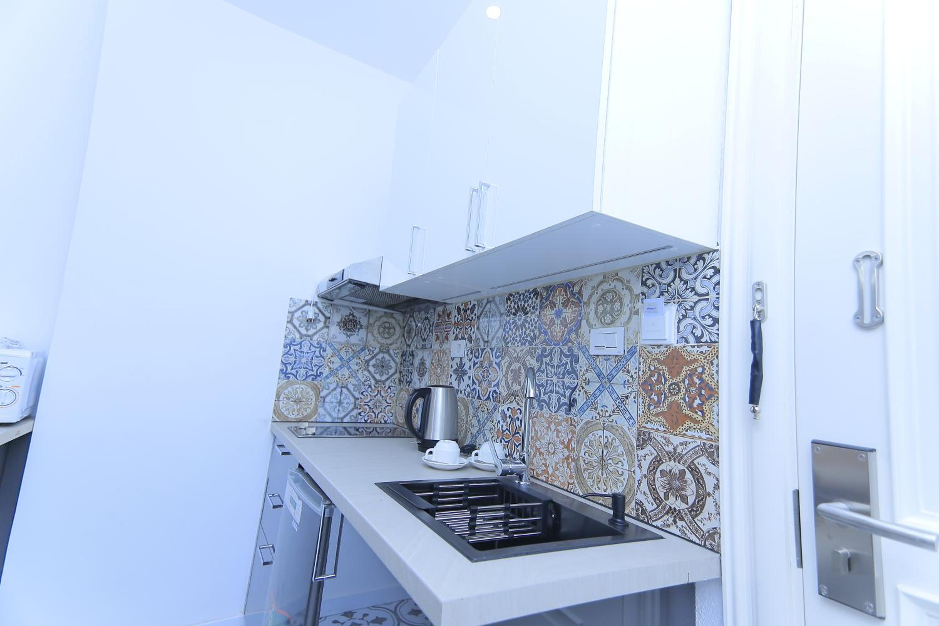 Zemilo Hotel Apartment