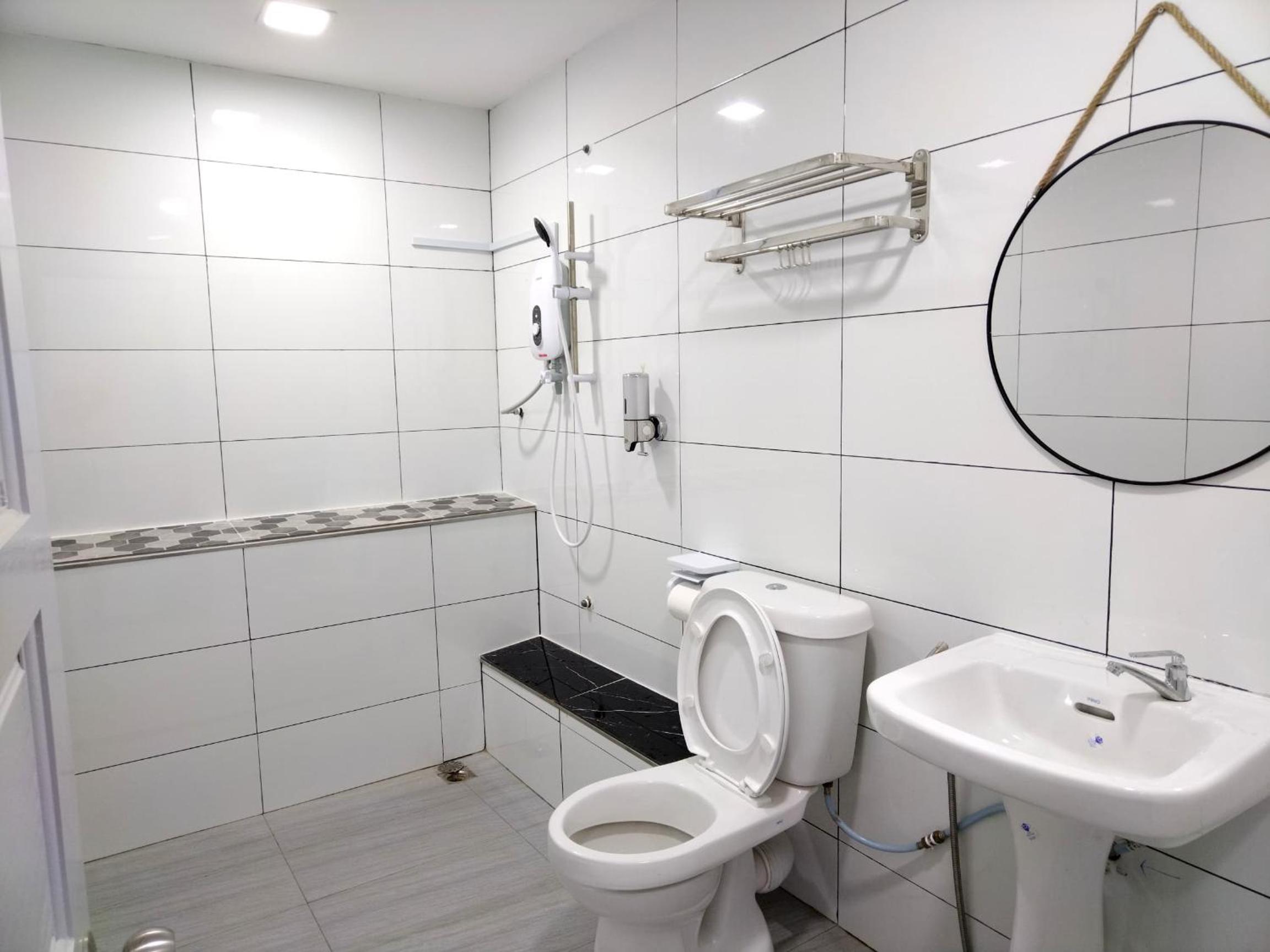 Greenery Studio, Kubot a Sentral