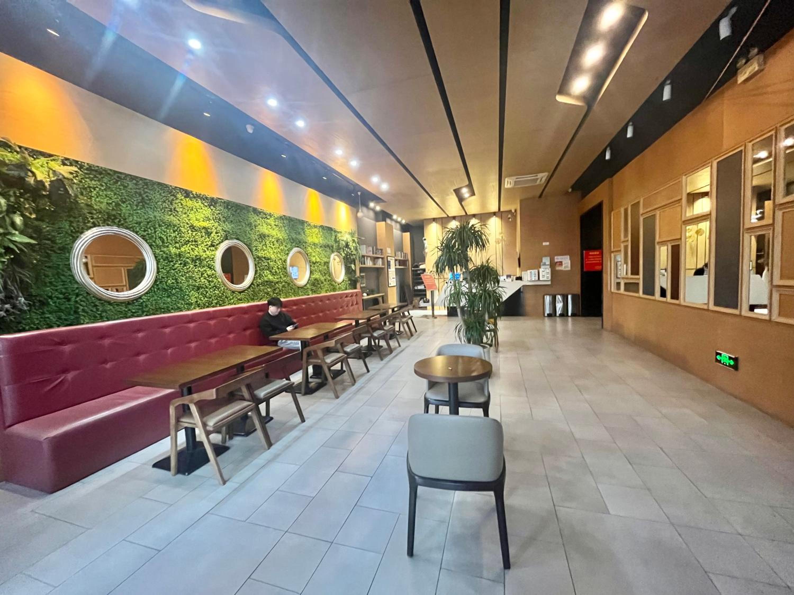 Tianshui Times Hotel Zhangjiagang
