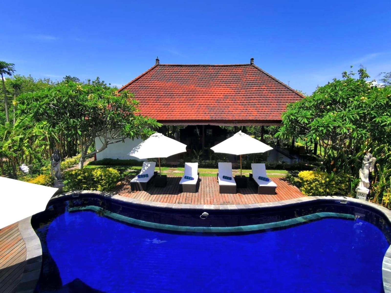 Maharatu Bungalows & Bar Lembongan