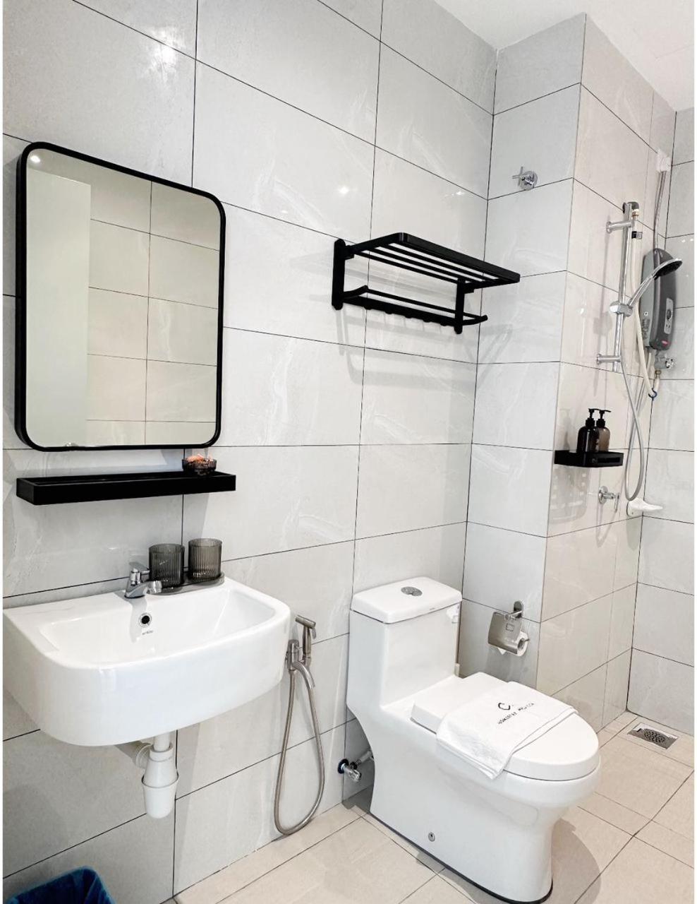 Amber Cove by C Homestay Malacca