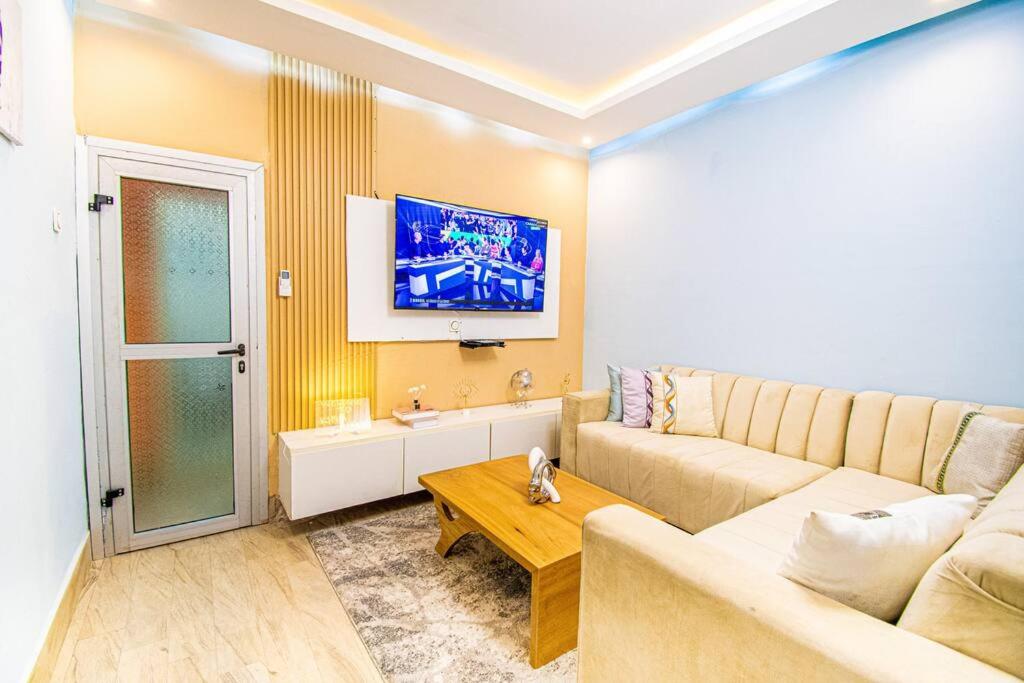 Kimia House le T3 de Bonapriso, doté de clim, wifi, solaire, securite, parking