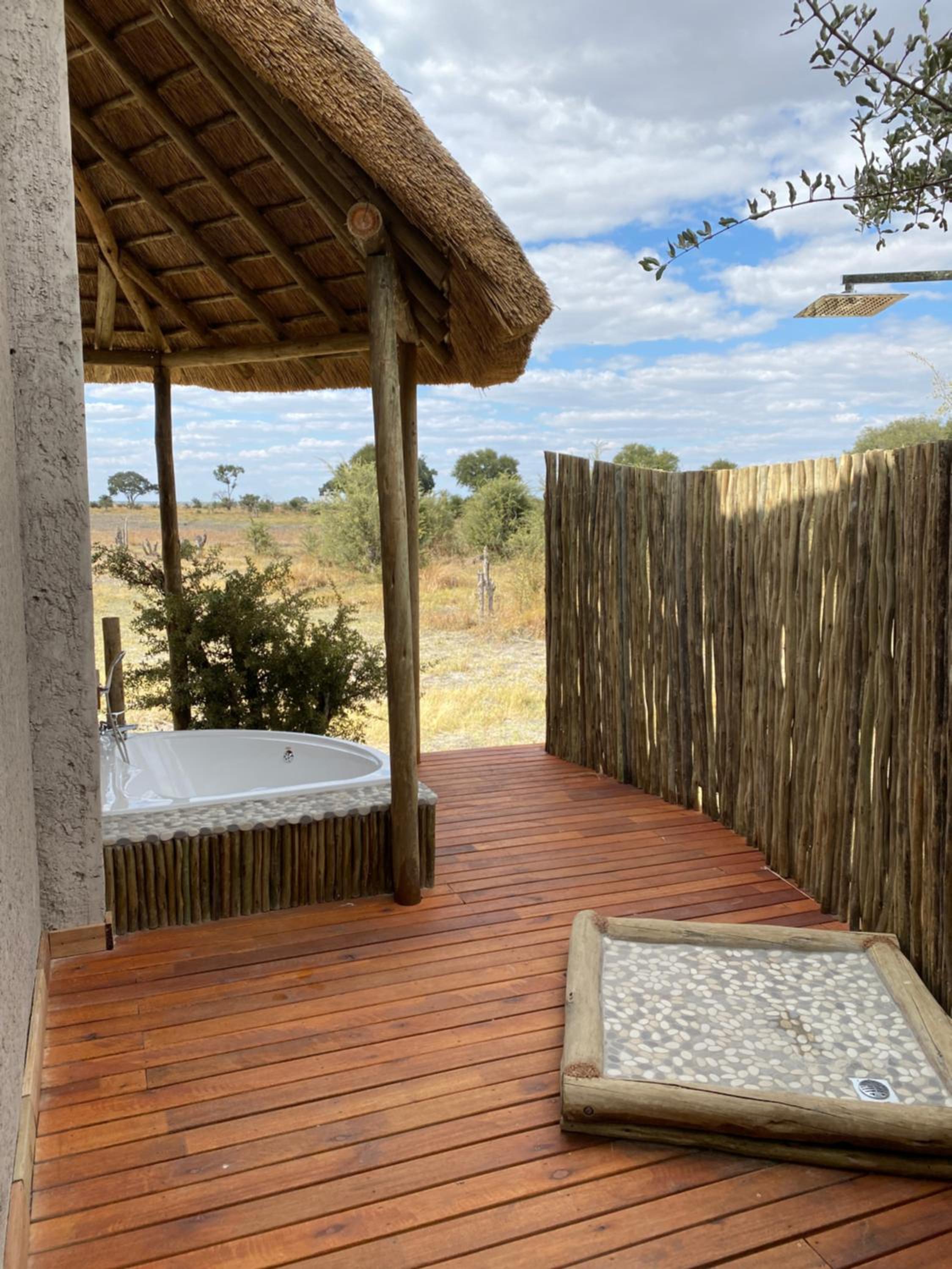 Mababe River Lodge