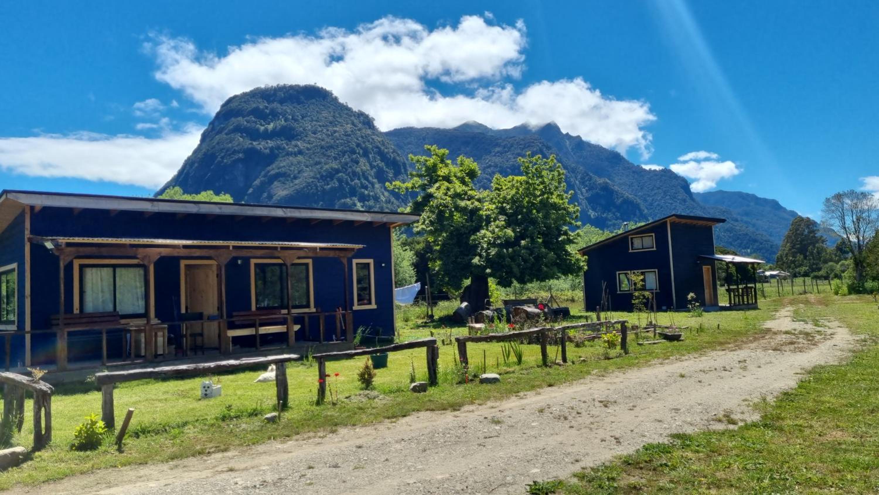 Cabaña completa en Llifen para 4 personas