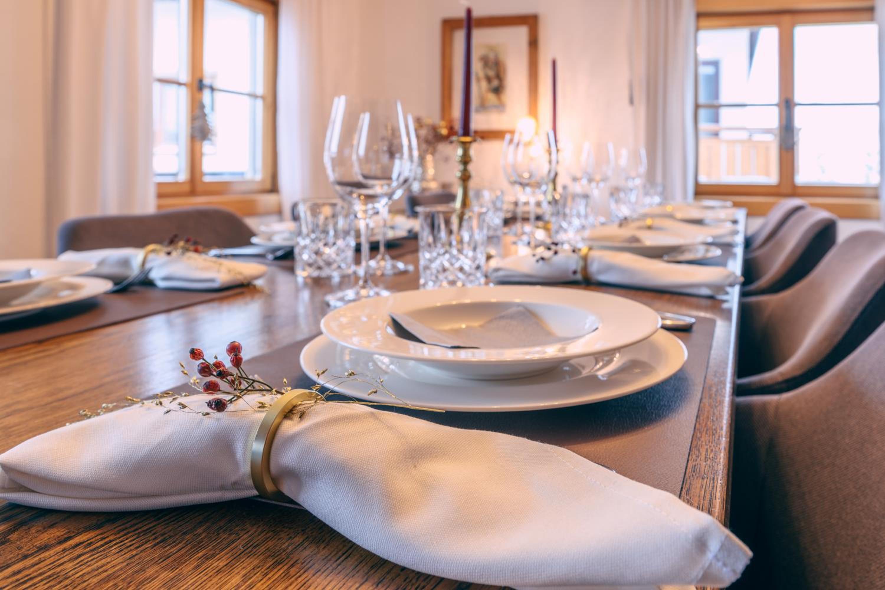 Chalet-Apartment für 9 bis 10 Personen zentral & ruhig 2 Min zur Galzigbahn Sankt Anton