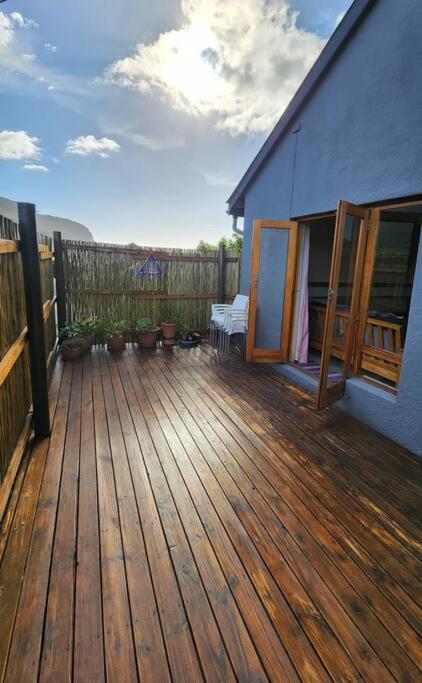 Fish Hoek Crescent Hideaway