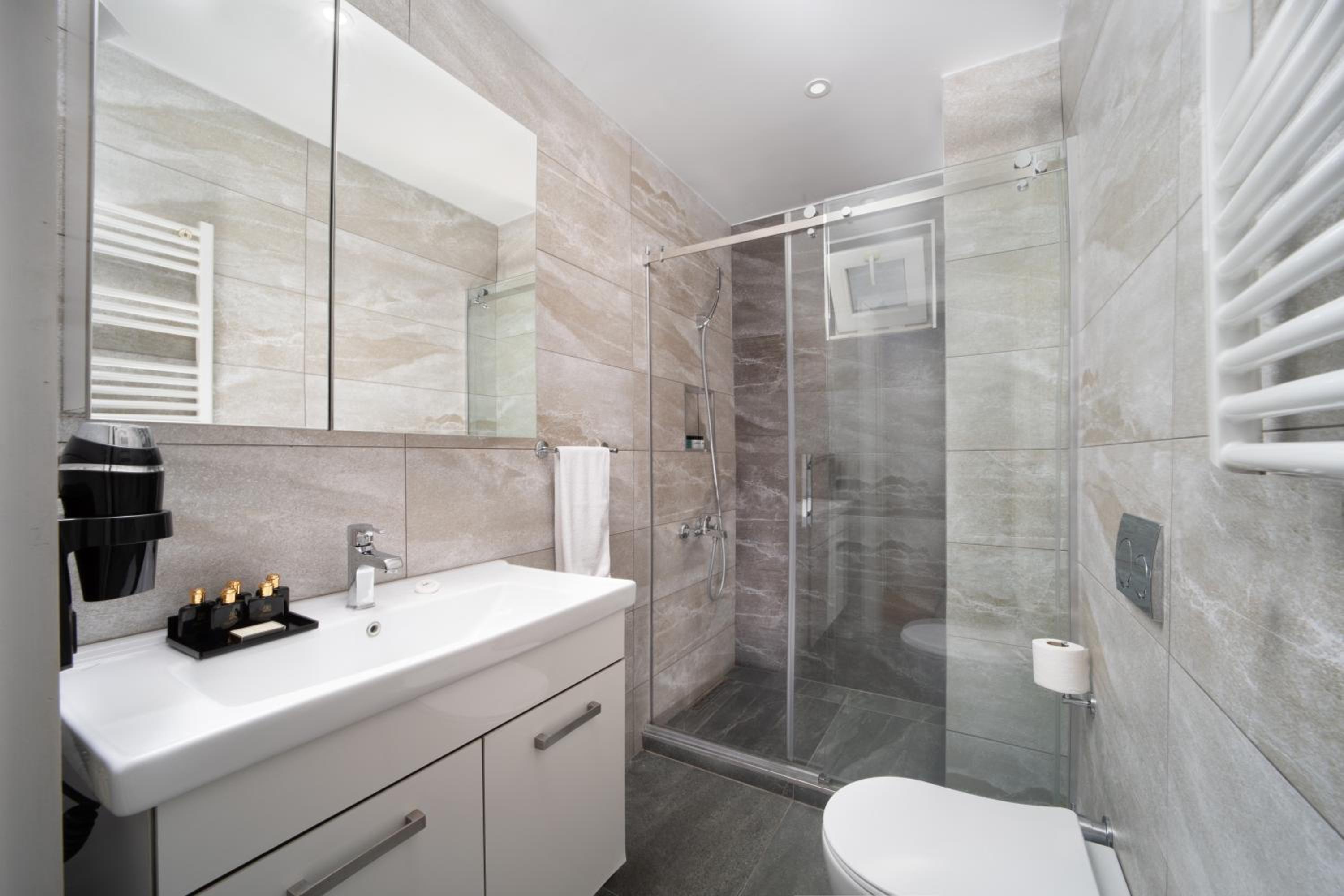 Nish Suites Atasehir - Image 100