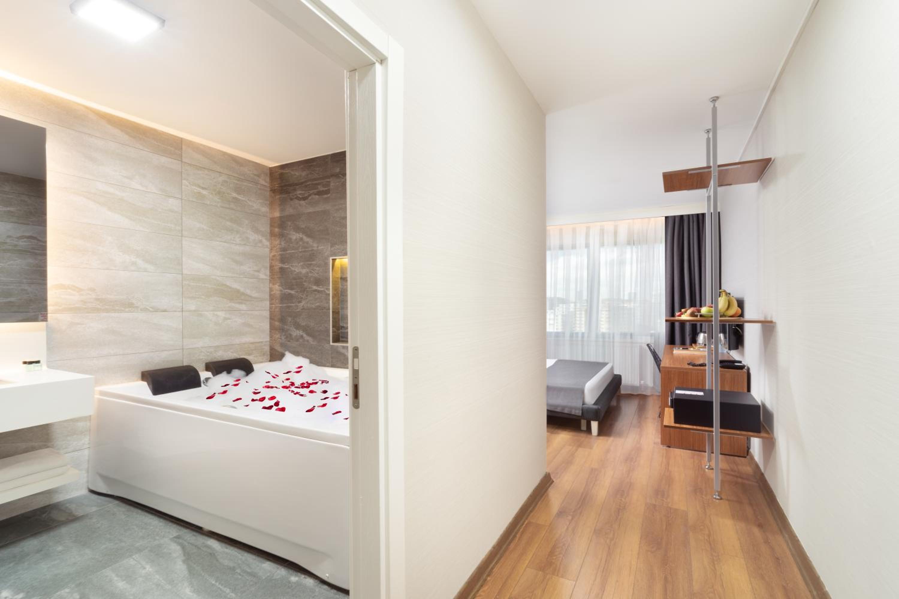 Nish Suites Atasehir - Image 122