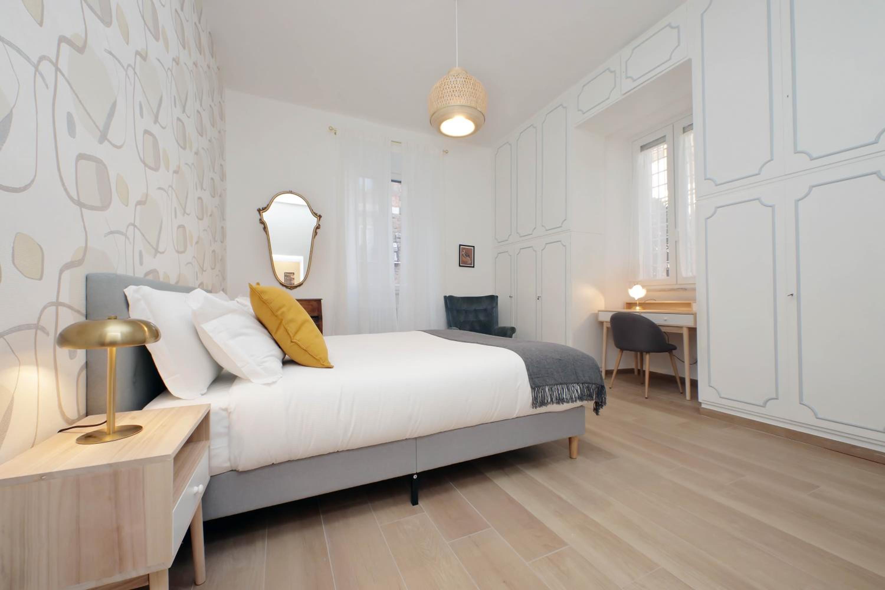 YCH-Brand new Vatican flat with terrace