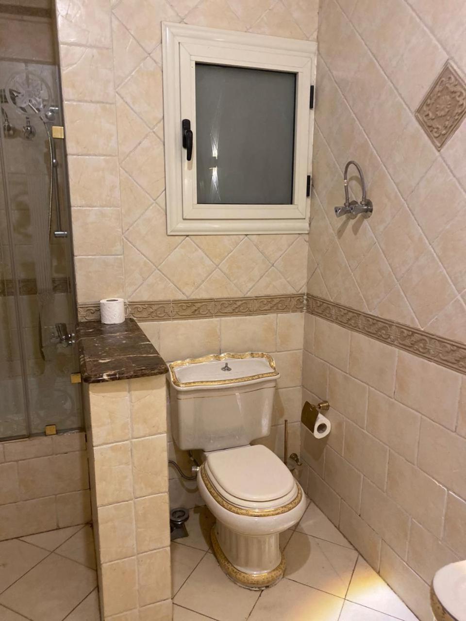 Choueifat - Katameya heights 5th settlement, 3 double bedrooms entire apartment