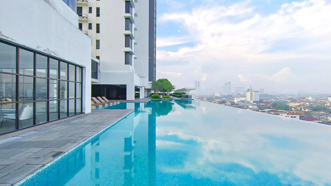1 Tebrau Residences by KMS HOME