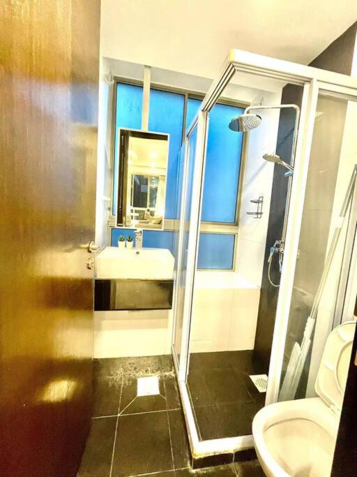 Centrally-located Cozy Apt Near 3 MRT Lines