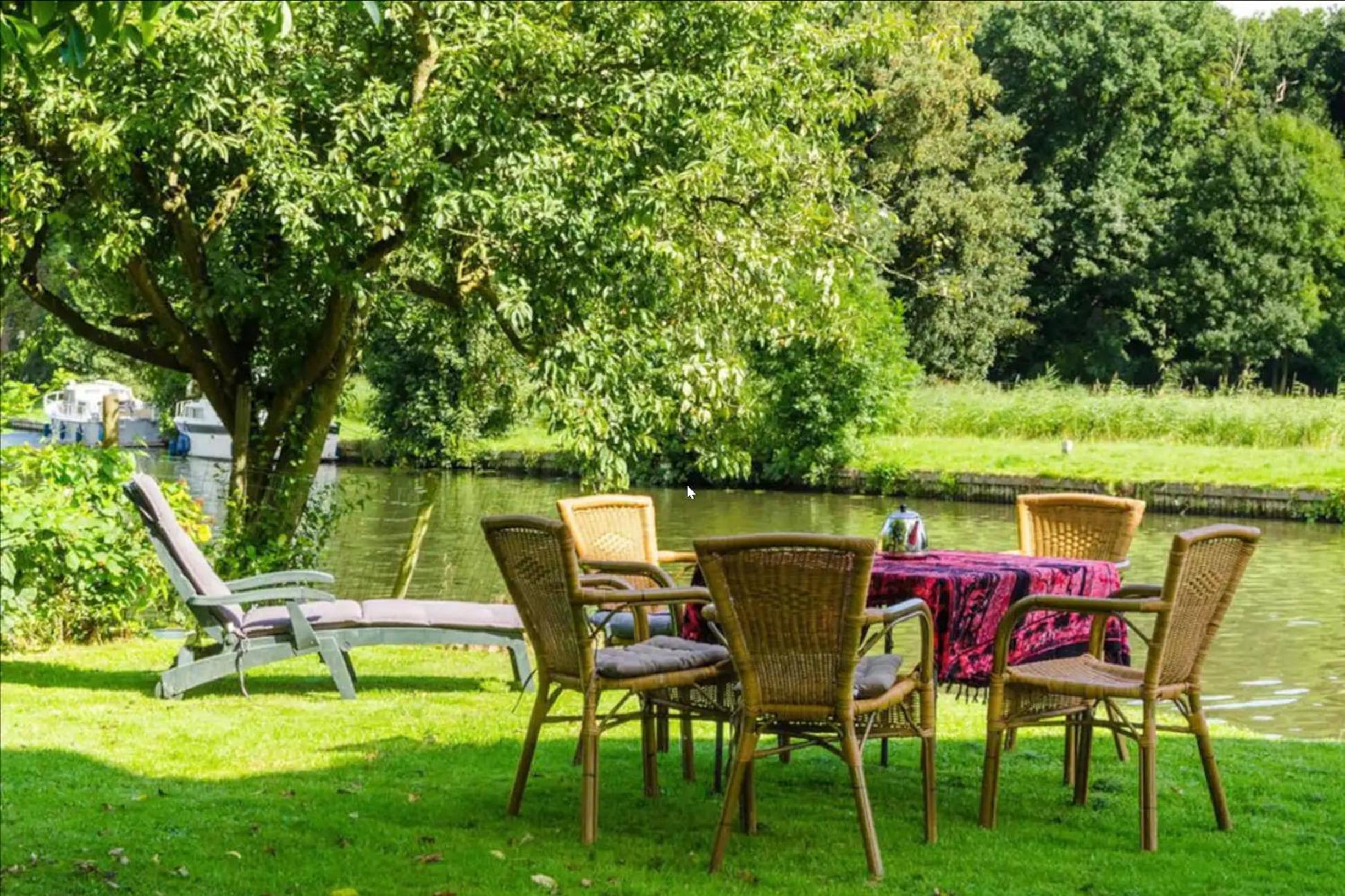 Historical house on river Vecht view 2