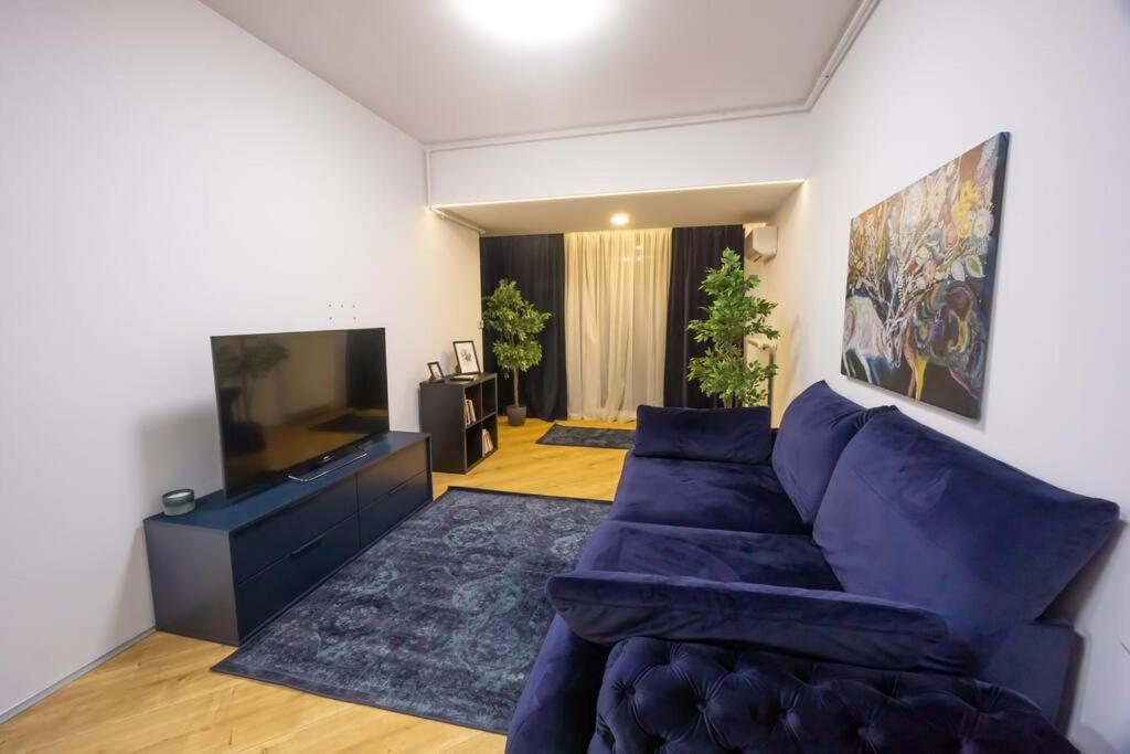 Uptown Elegant Apartment