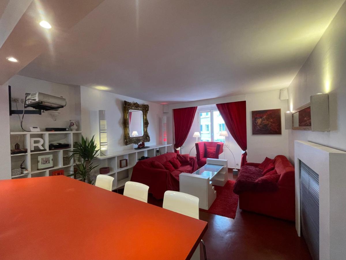 Red Flat Paris