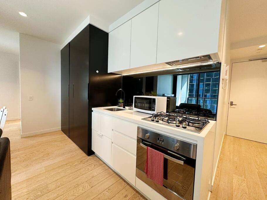 Light House CBD Residences with Indoor Pool