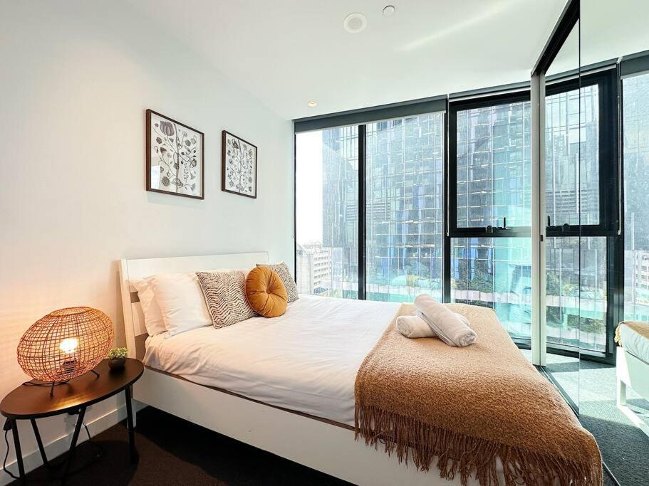 Light House CBD Residences with Indoor Pool