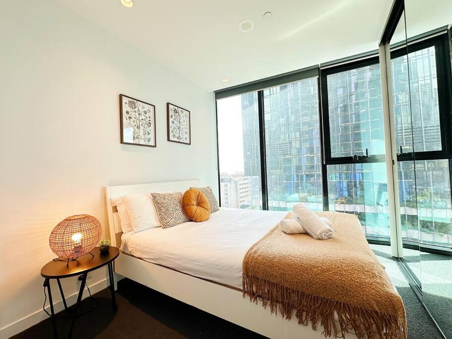 Light House CBD Residences with Indoor Pool