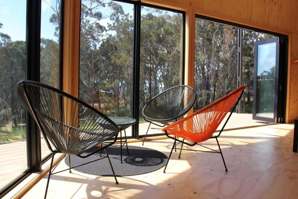 BAY OF FIRES ECO HUT off grid experience at Binalong Bay