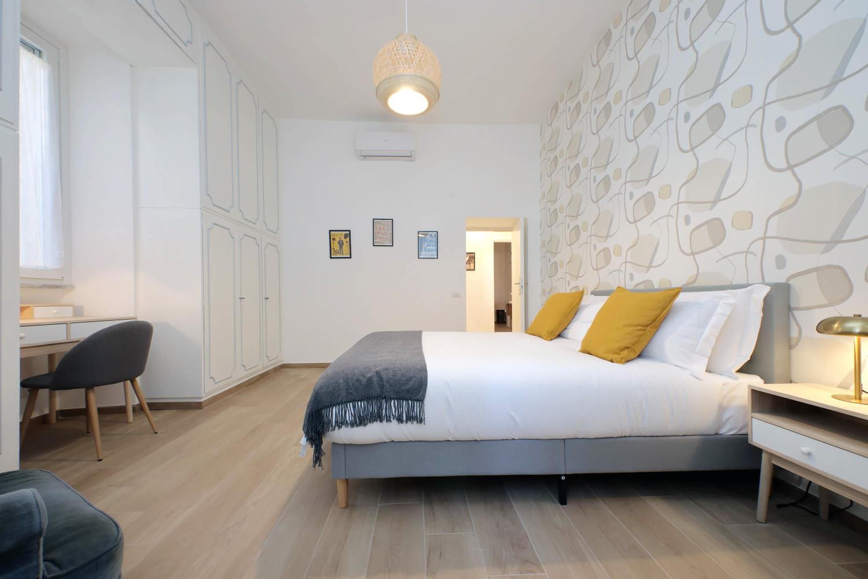 YCH-Brand new Vatican flat with terrace
