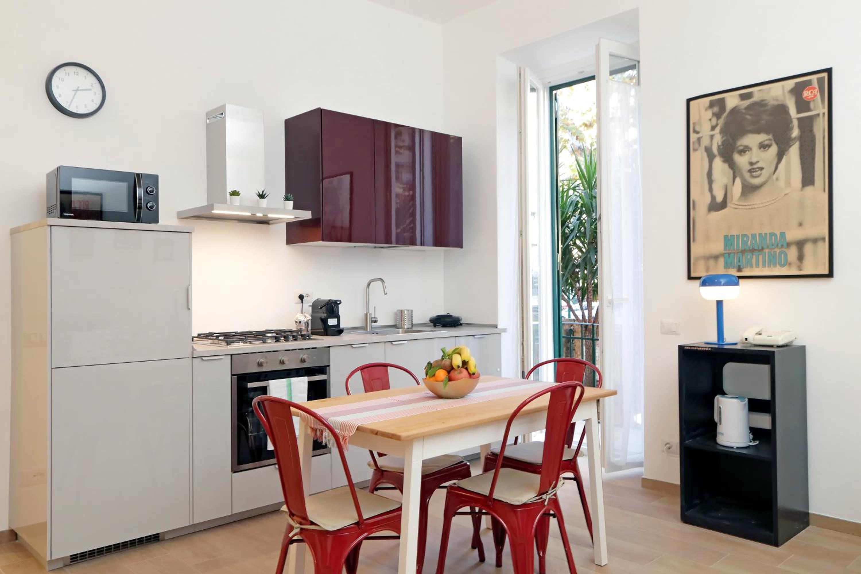 YCH-Brand new Vatican flat with terrace