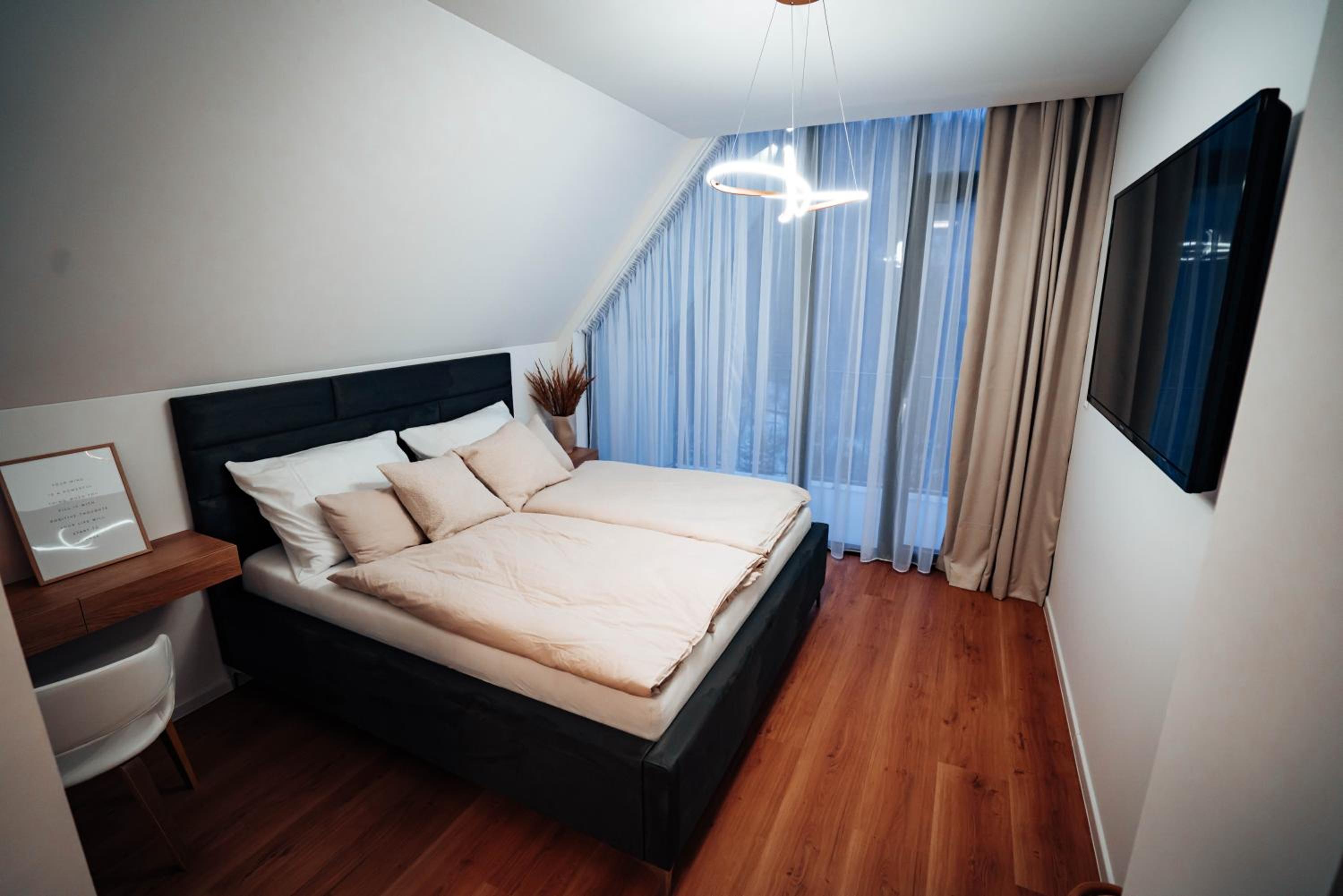 Jamy House