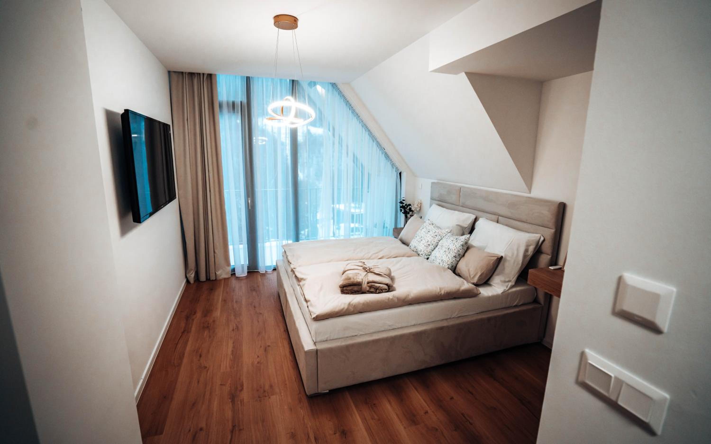 Jamy House