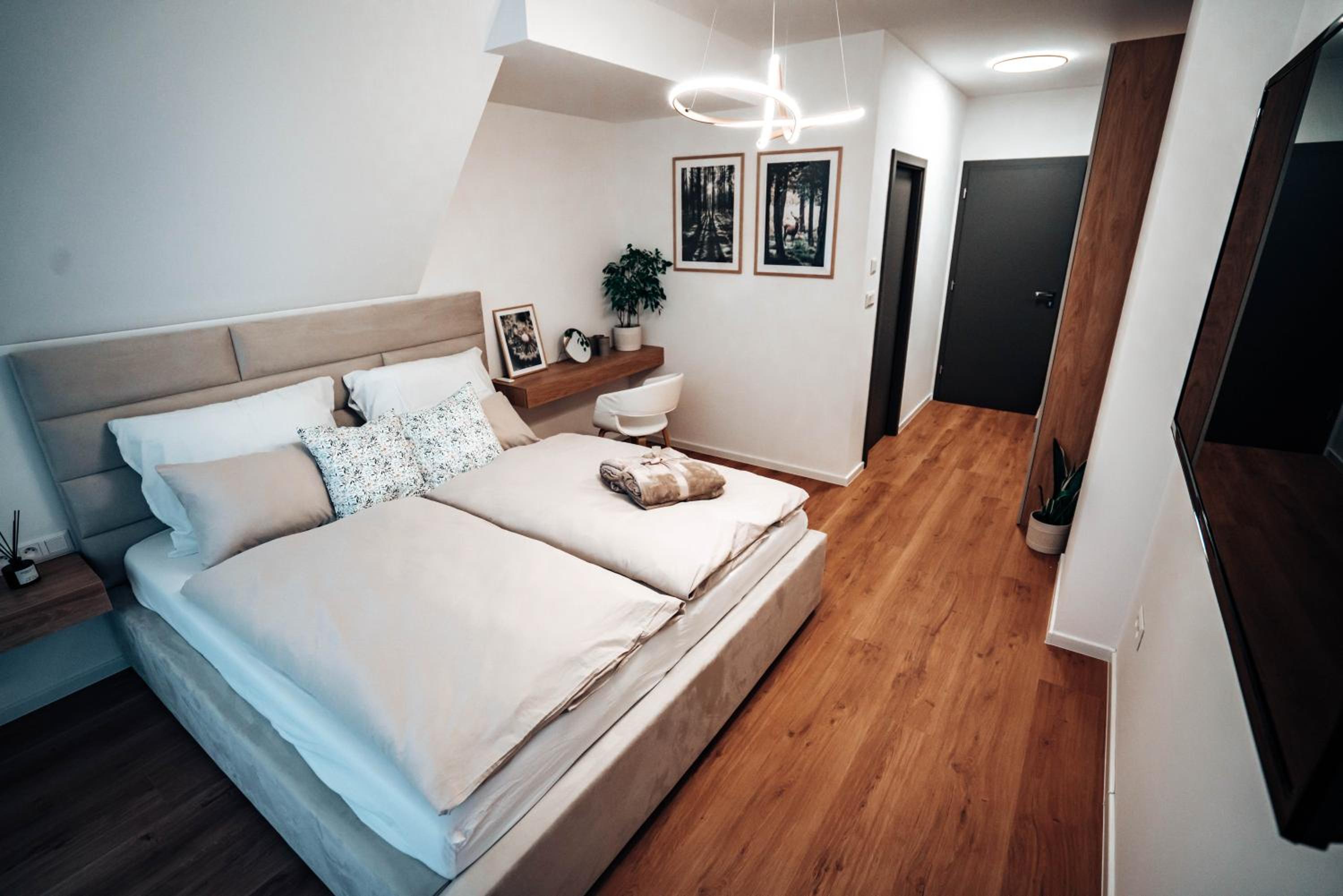 Jamy House