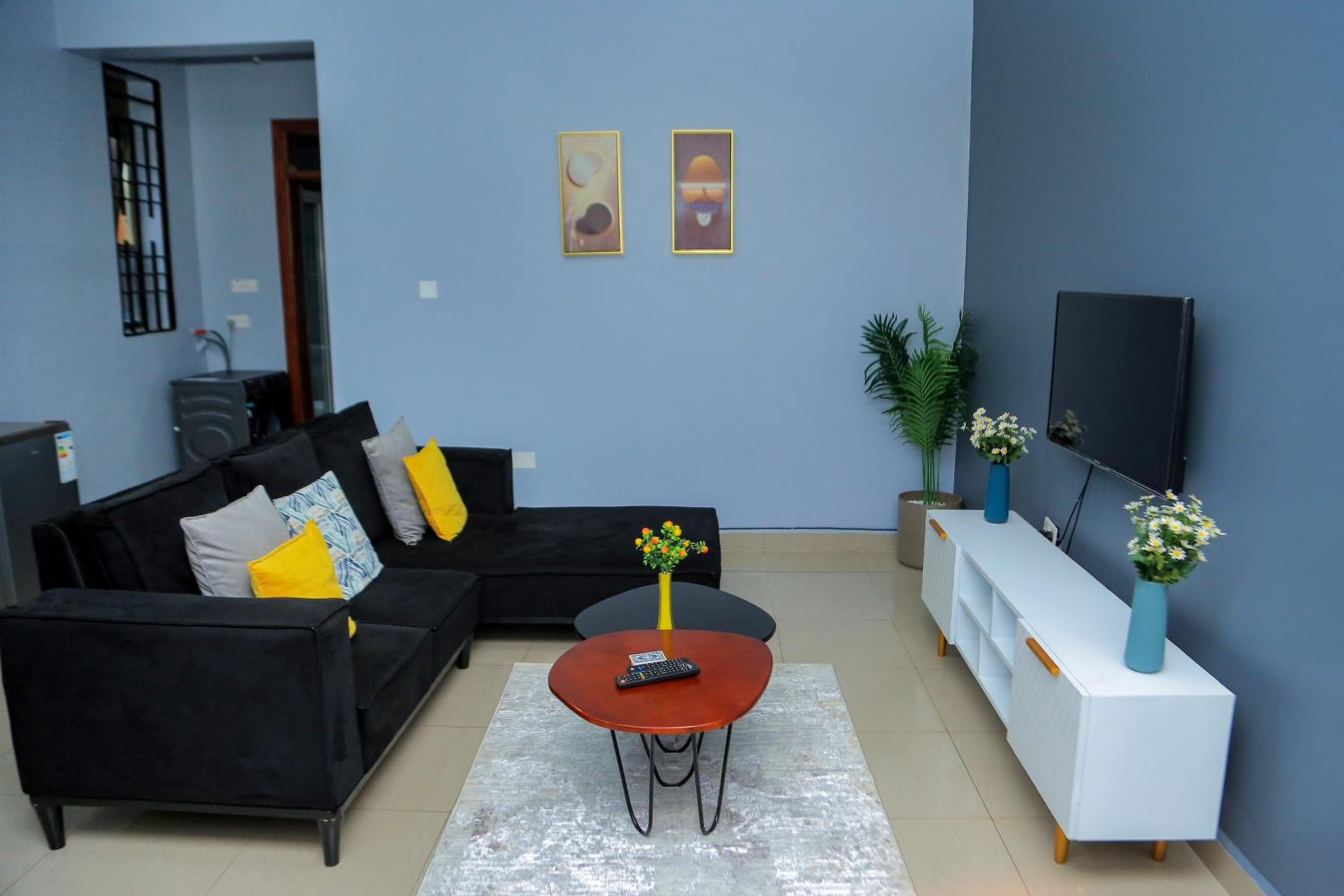 Pearl Sanctuary 01 Kiwatule, Kampala view 5