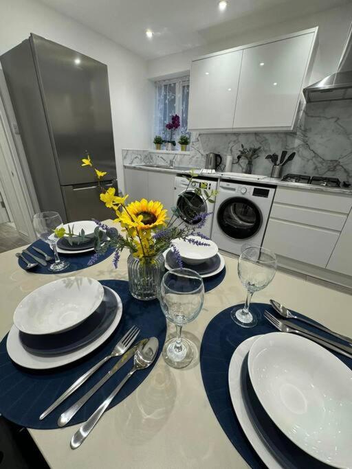 Modern 5 Bed near ExCel -Big Ben