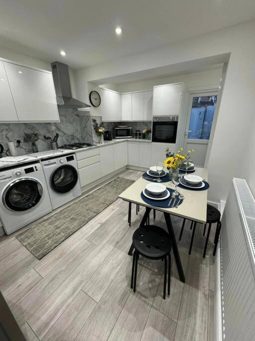 Modern 5 Bed near ExCel -Big Ben