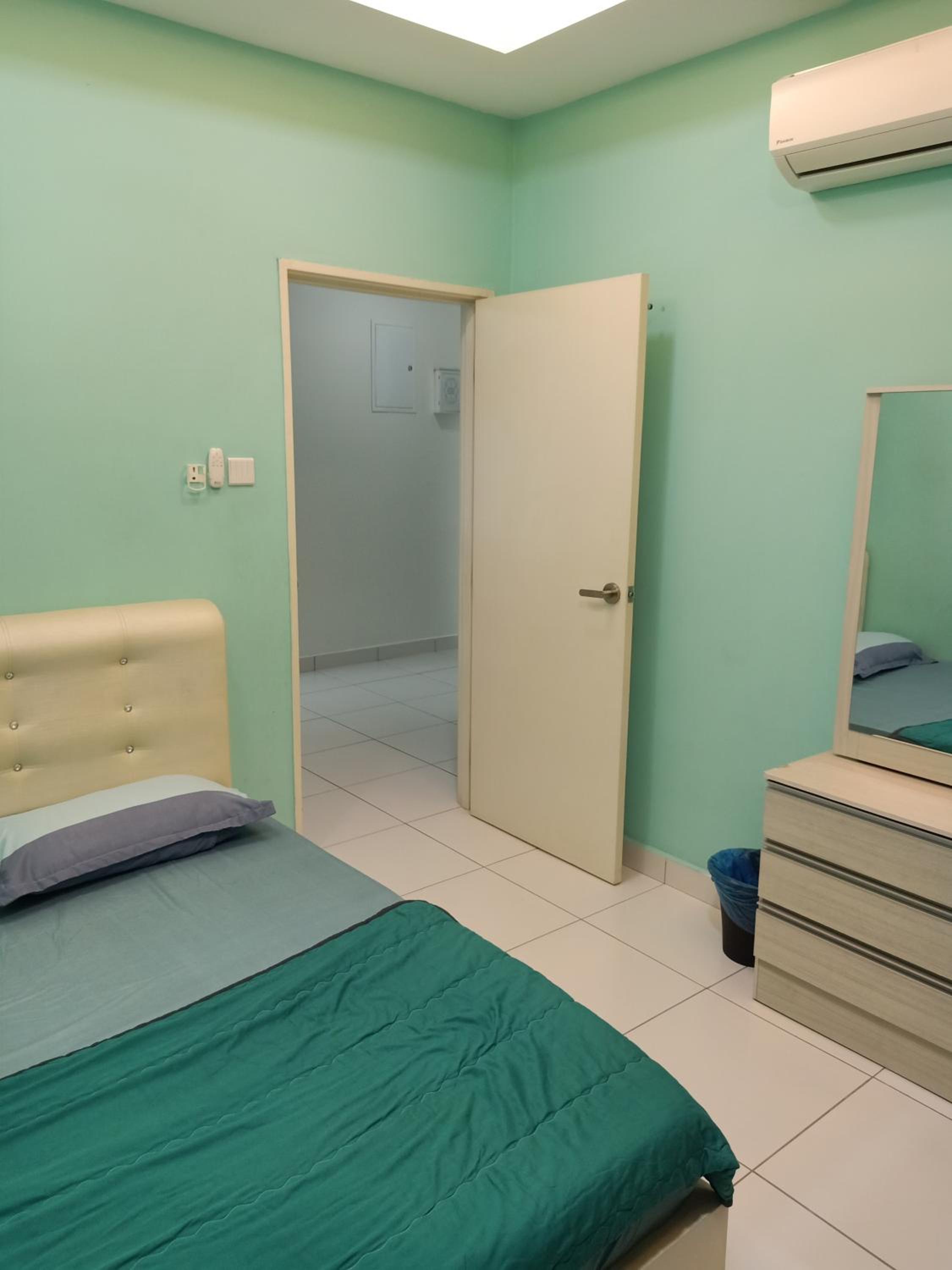 AJ Homestay, Setia Tropika, Johor Bahru