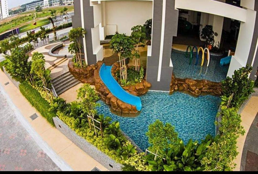 AJ Homestay, Setia Tropika, Johor Bahru
