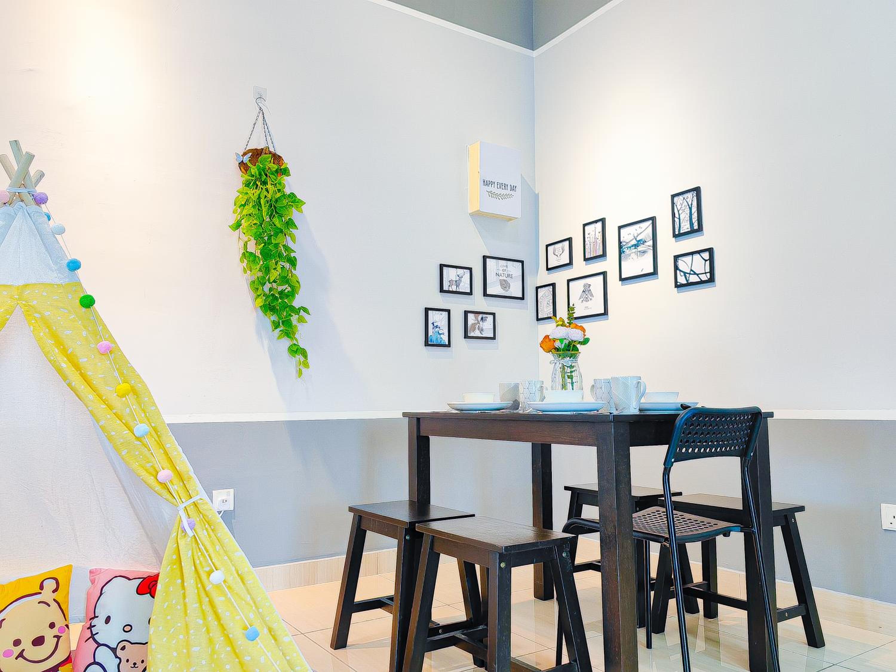 Austin Manhattan, 2BR, water park, Jaya Groccer