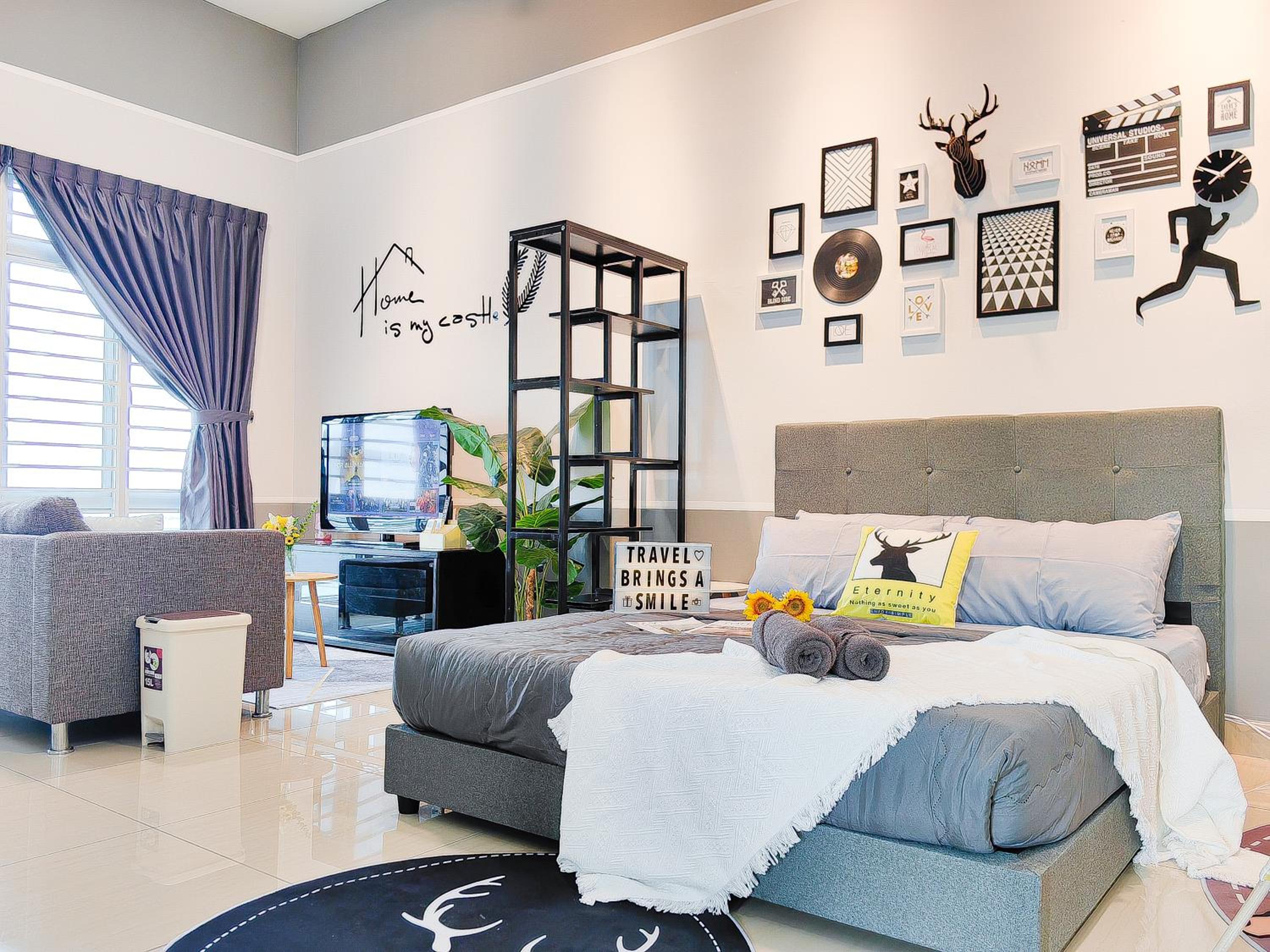 Austin Manhattan, 2BR, water park, Jaya Groccer