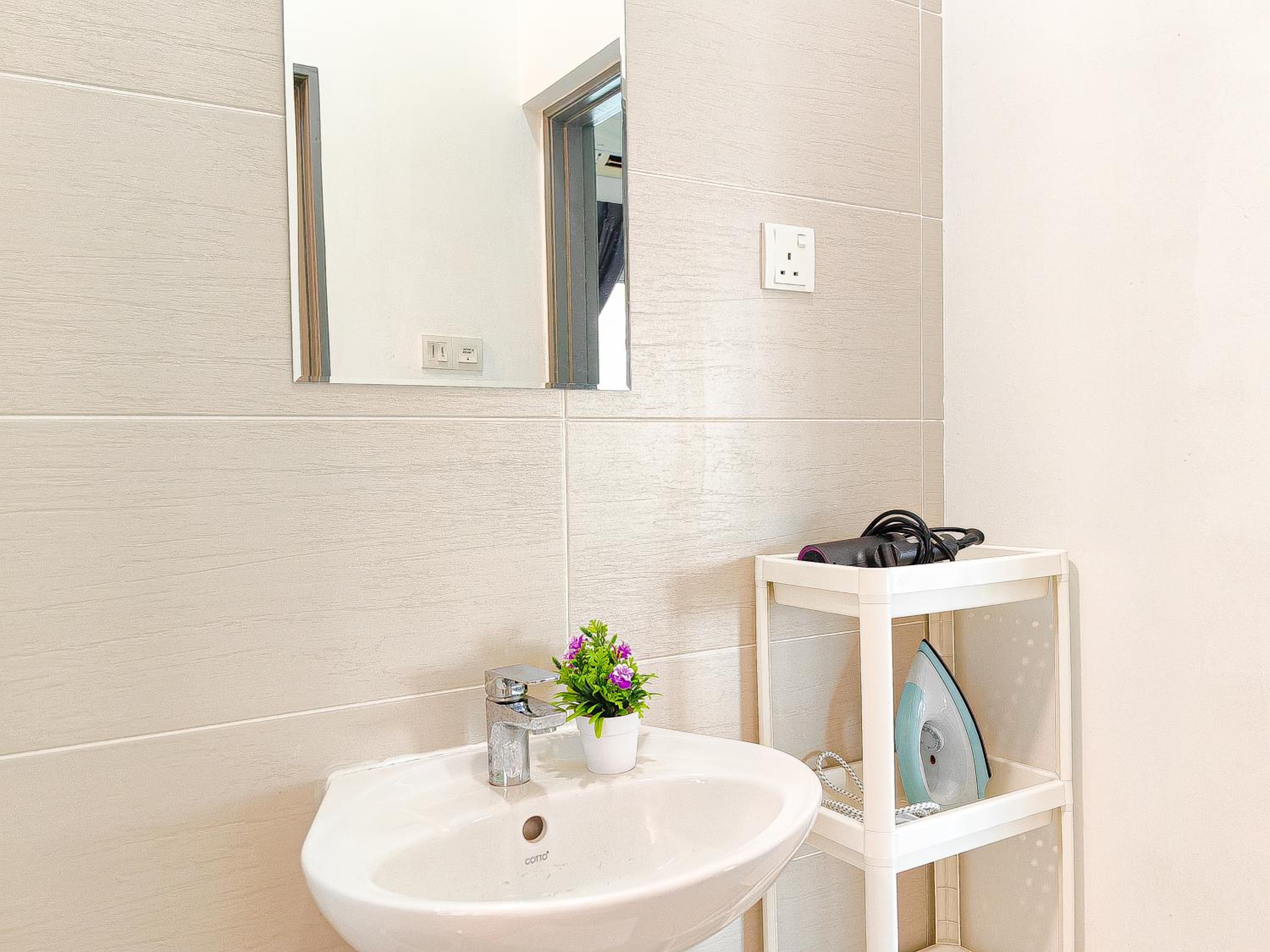 Austin Manhattan, 2BR, water park, Jaya Groccer