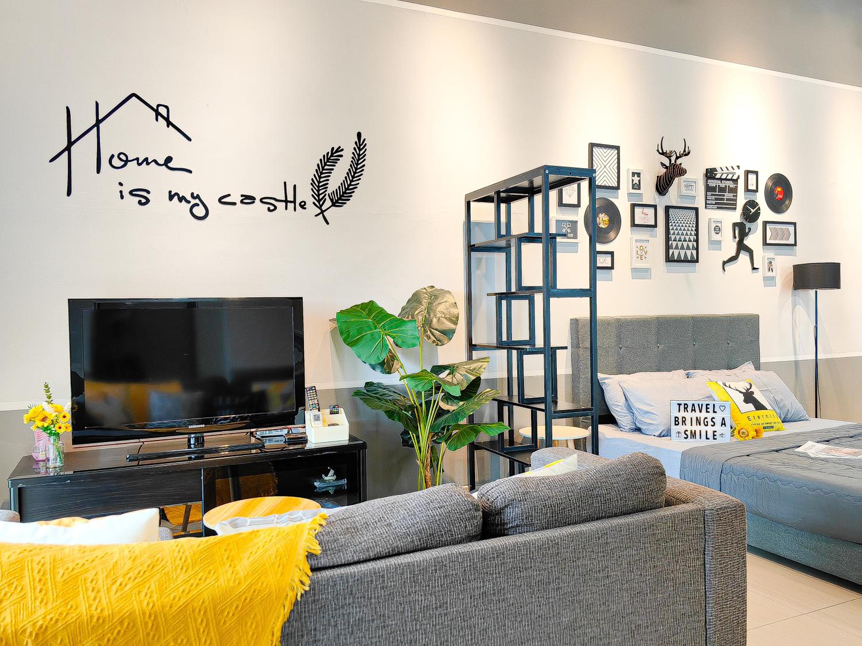 Austin Manhattan, 2BR, water park, Jaya Groccer