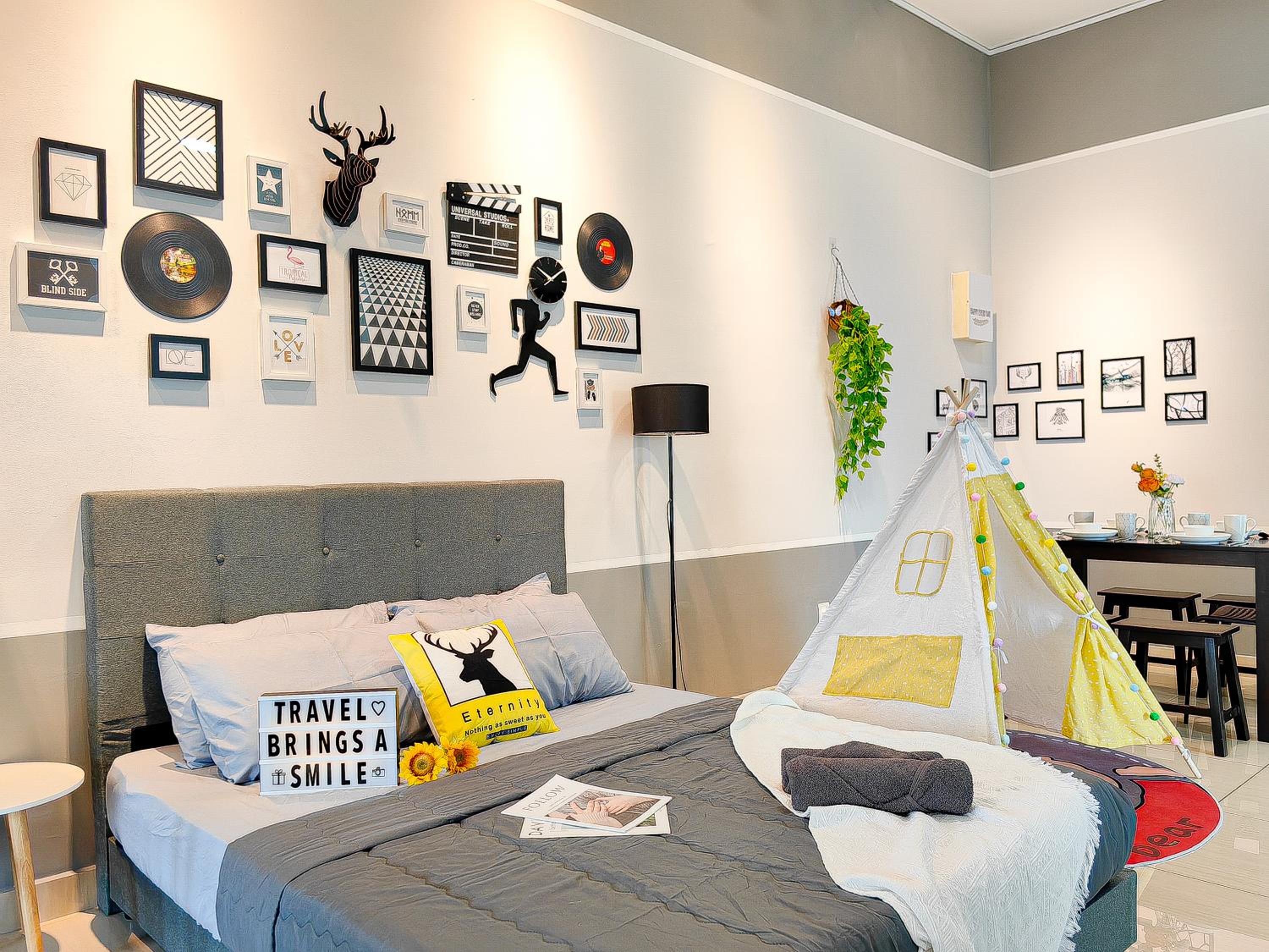 Austin Manhattan, 2BR, water park, Jaya Groccer