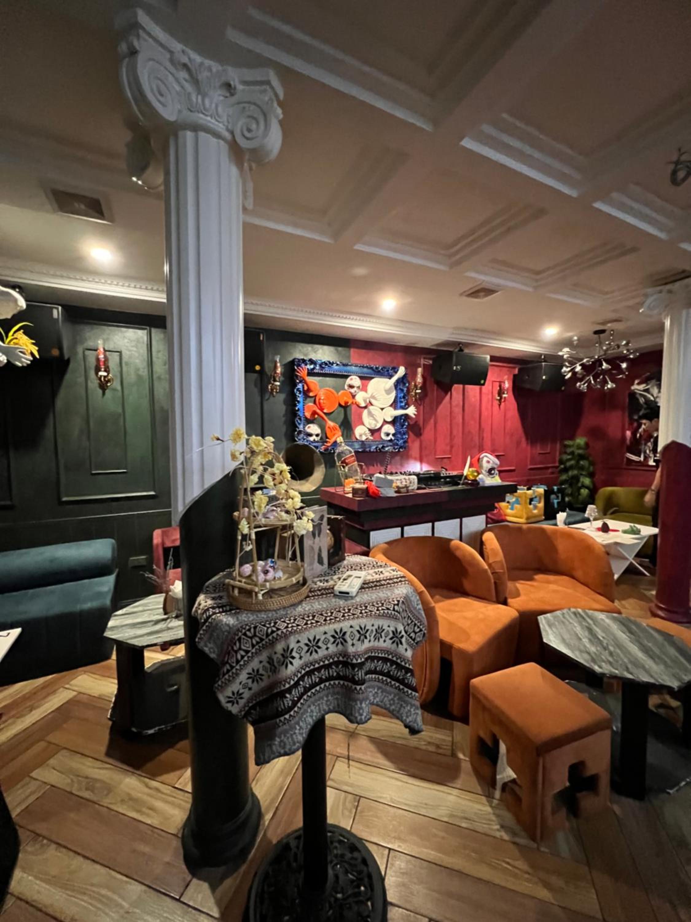 lounge