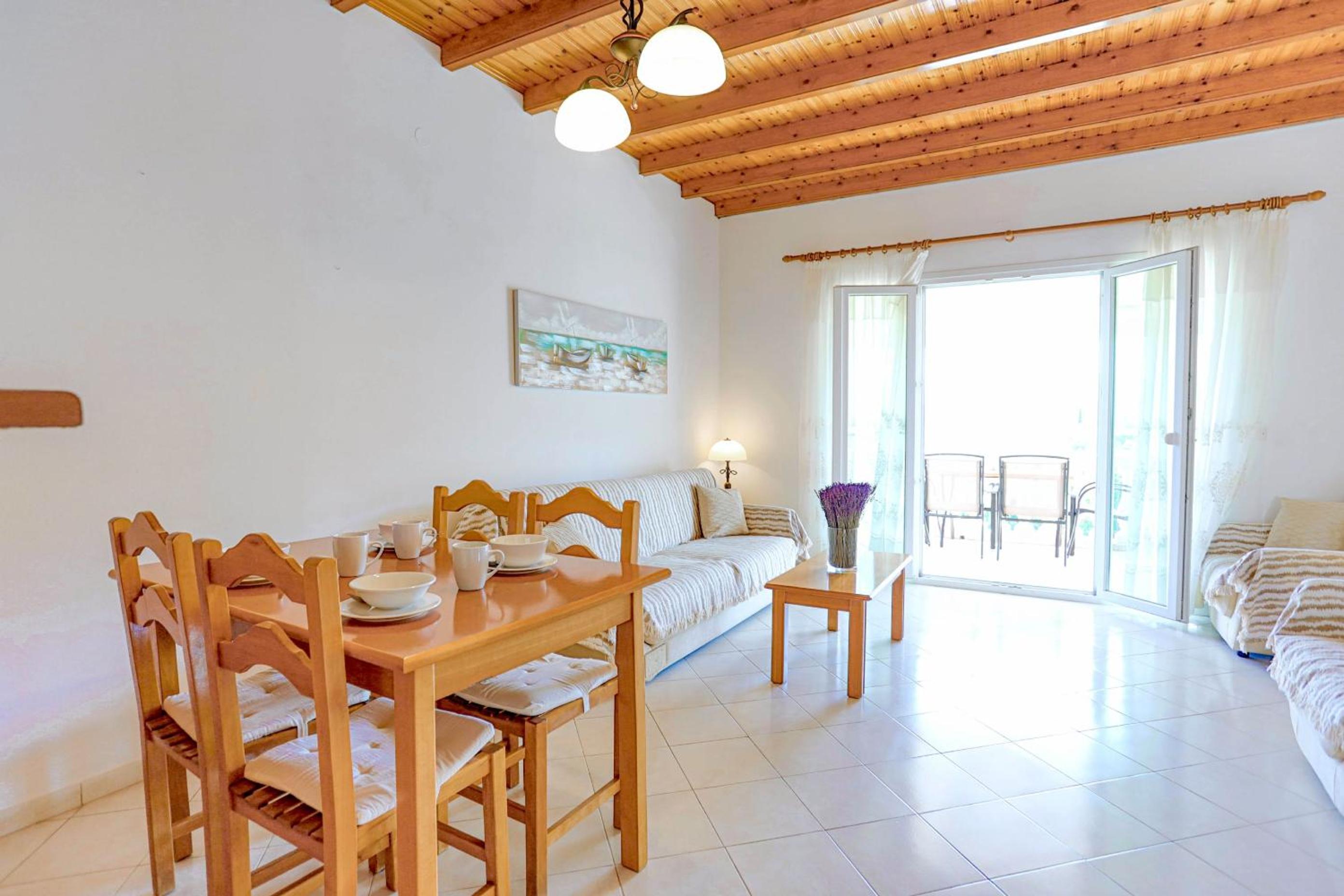 Renoula Saint Stephanos photo 5