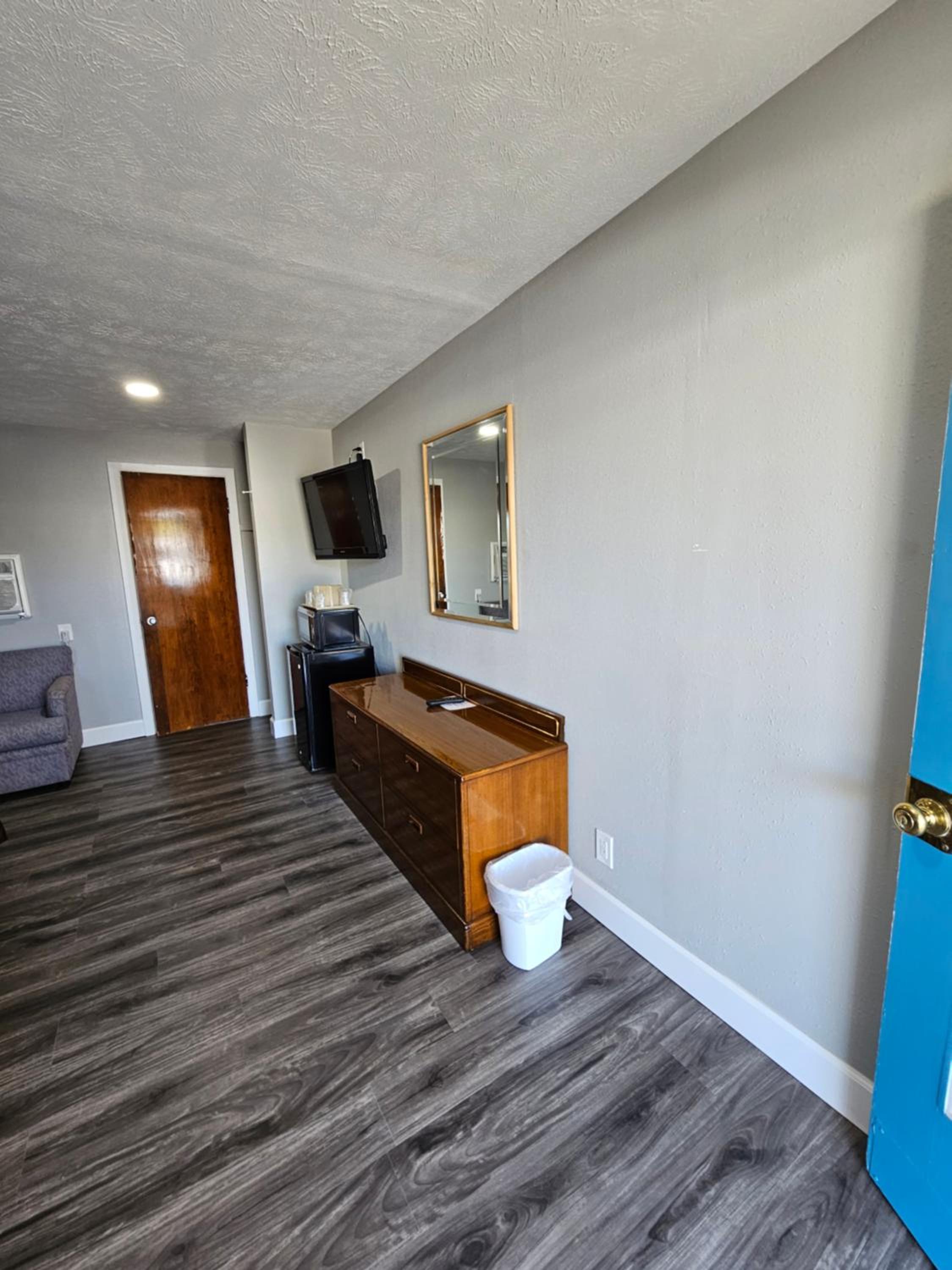 Royal Inn Motel