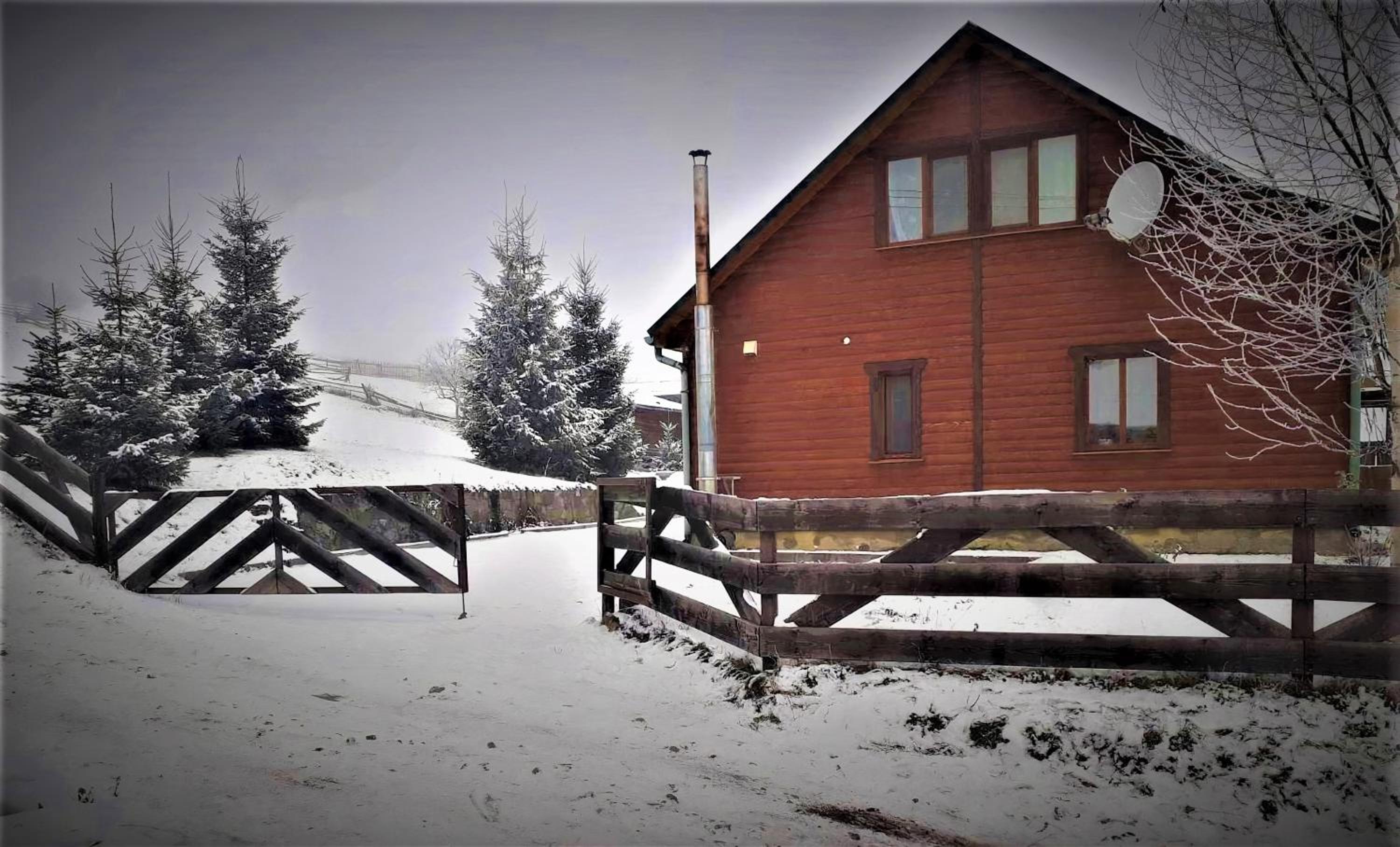 Cottage Ozerniy