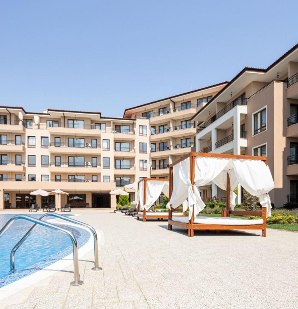 Sea Dreams Sunrise Apartment