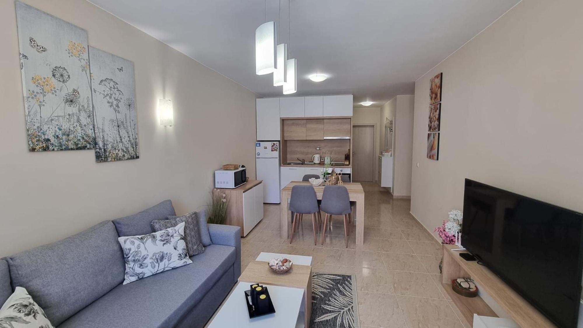 Sea Dreams Sunrise Apartment
