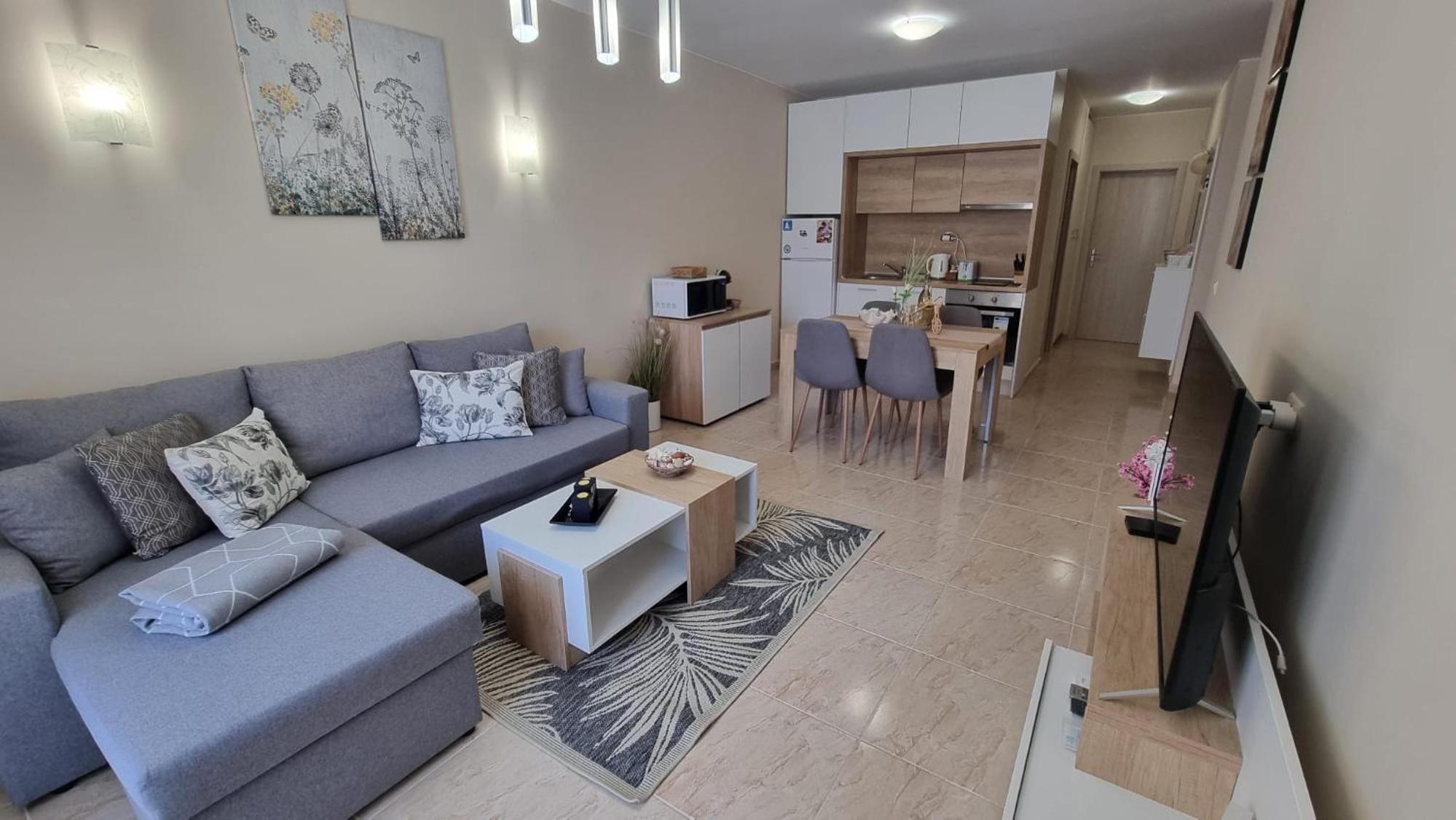 Sea Dreams Sunrise Apartment