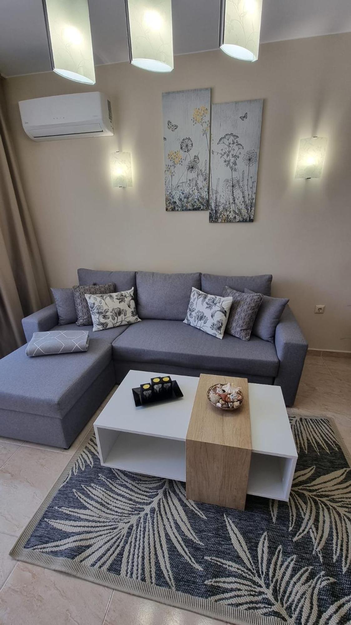 Sea Dreams Sunrise Apartment