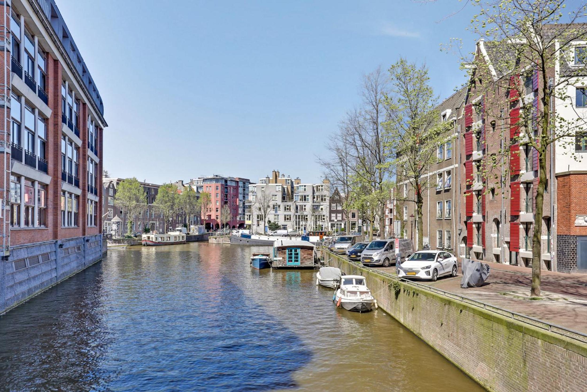 City-centre, Canal-house, luxurious , stylish bedroom, ensuite bathroom