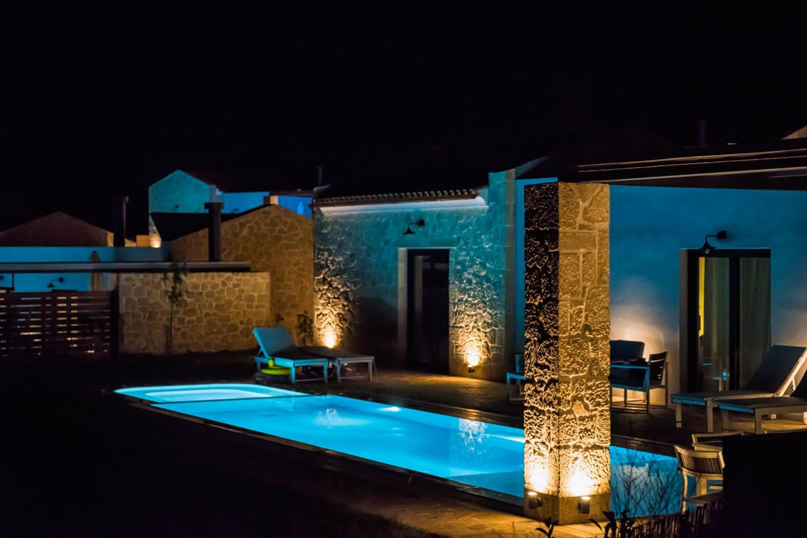Lithari Luxury Villas