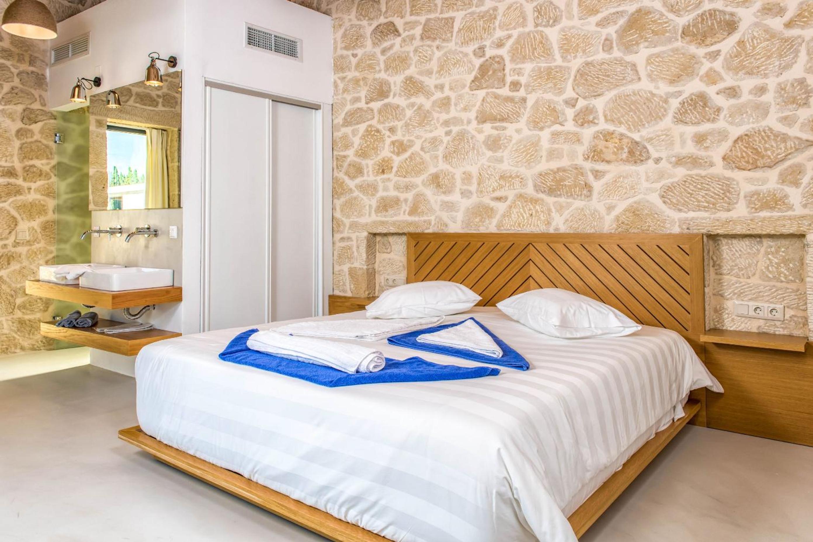 Lithari Luxury Villas