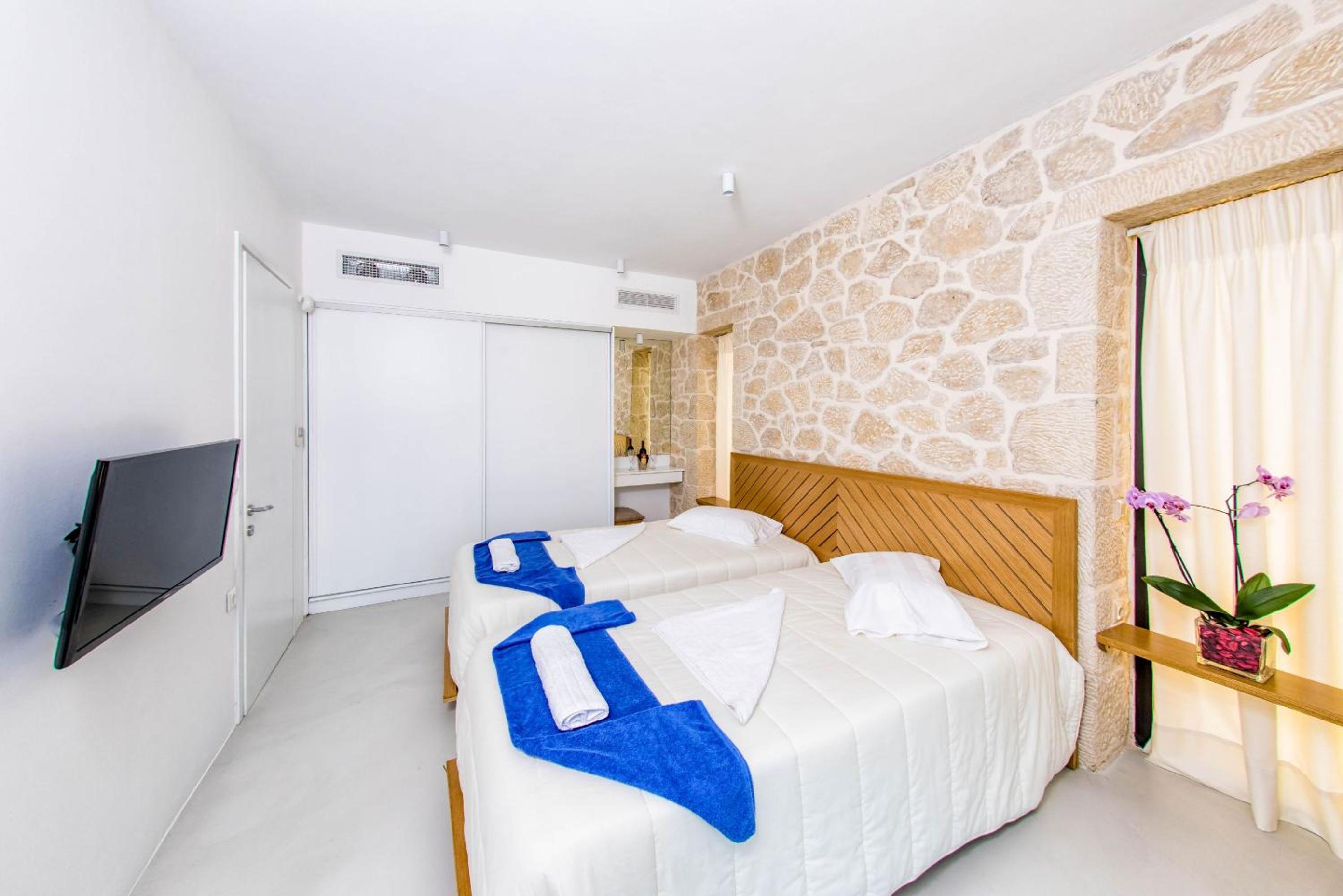 Lithari Luxury Villas